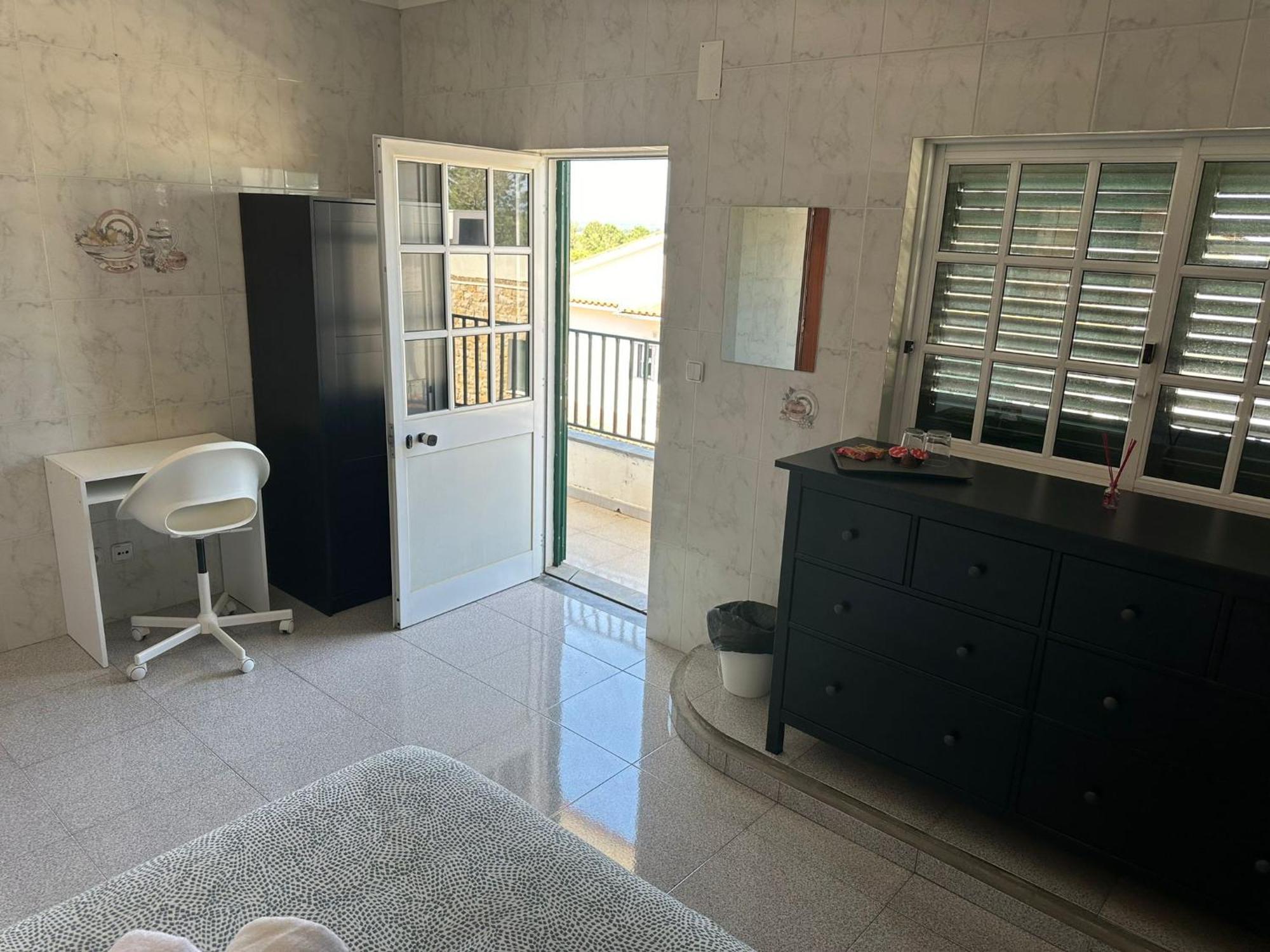 Quartos Em Arrentela Exteriér fotografie